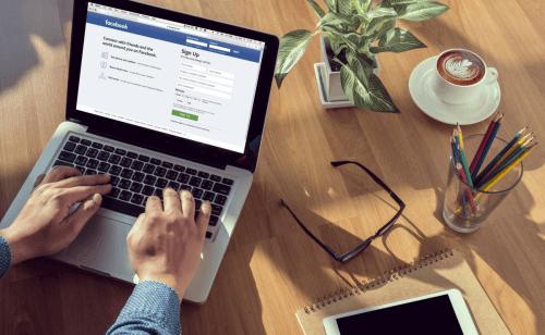 Facebook-képpont kód elhelyezése a WordPress-ben - Facebook Pixel Helper